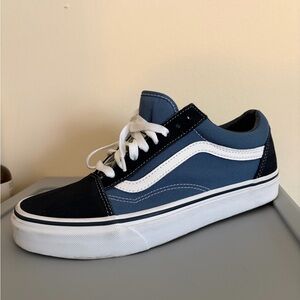 Vans Women Blue and Black Sneakers